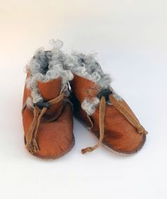 Babytoffla av Anna-Karin Wiberg