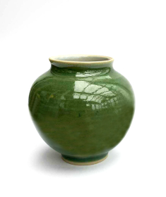 Moon jar